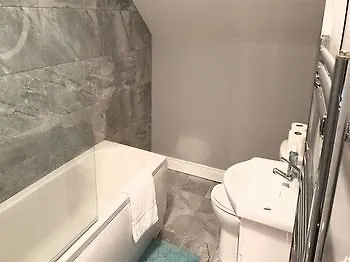 Queens Quarter Apartments Wellesley Avenue Белфаст Великобритания