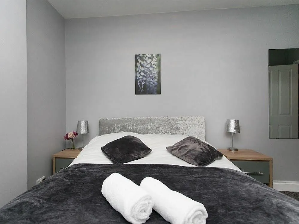 Queens Quarter Apartments Wellesley Avenue Белфаст